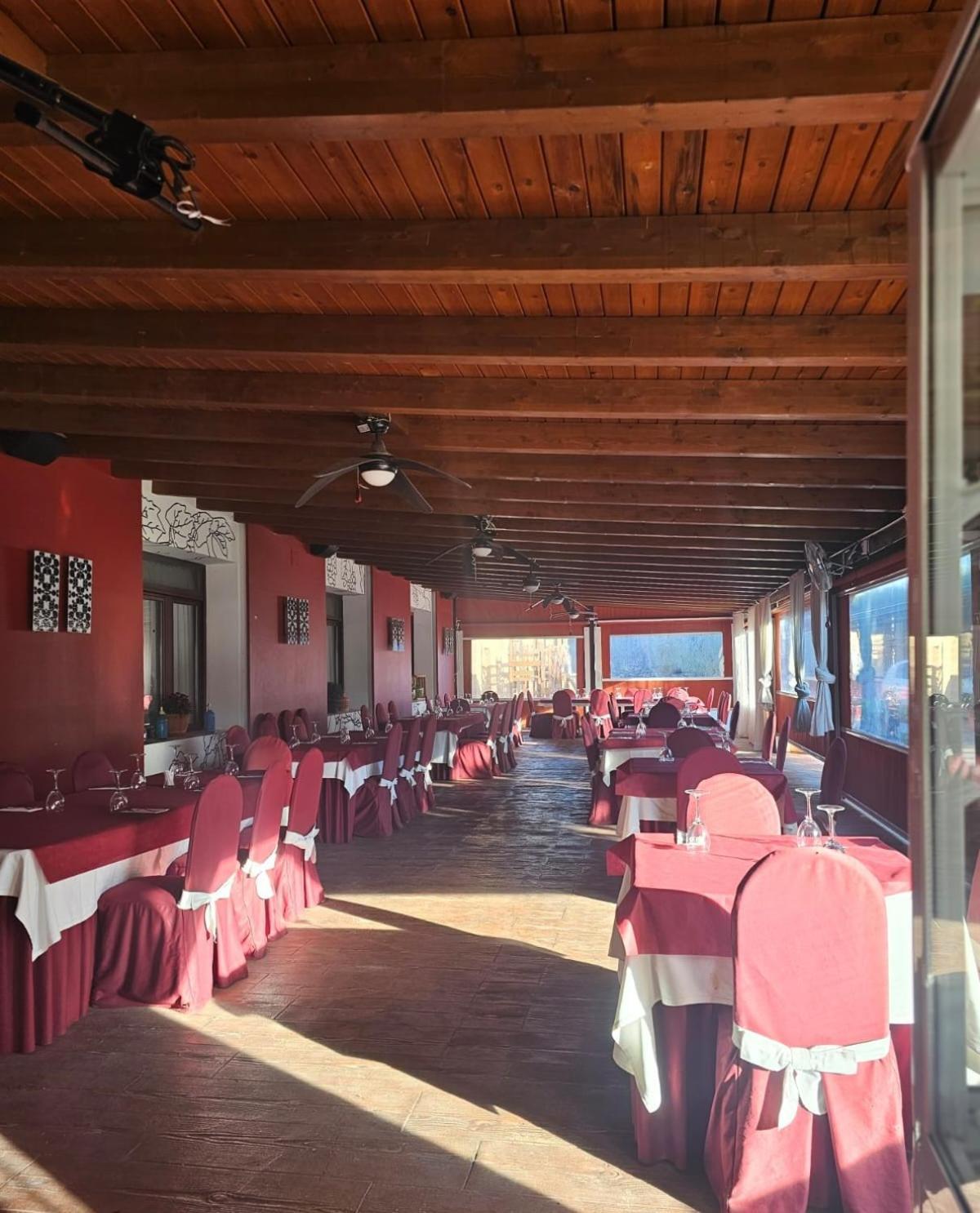Hotel Restaurante El Patas Corral de Almaguer Exterior photo